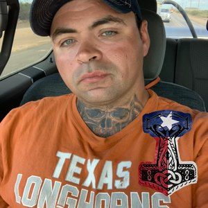 Meet your Posher, Isaac